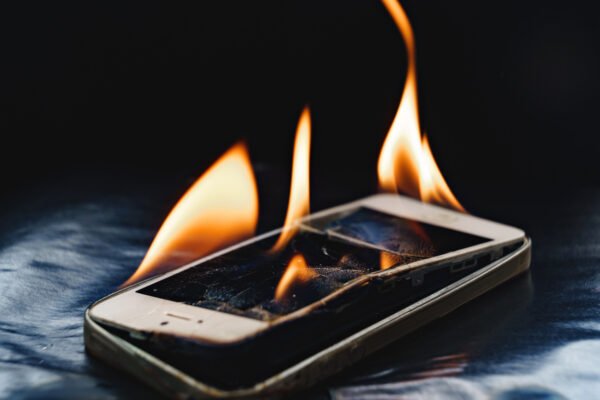 celular quemandose